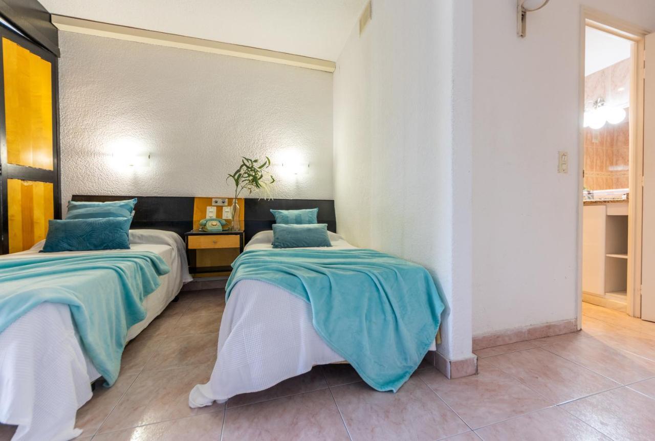 סאלו Apartamentos Alboran-Arysal מראה חיצוני תמונה