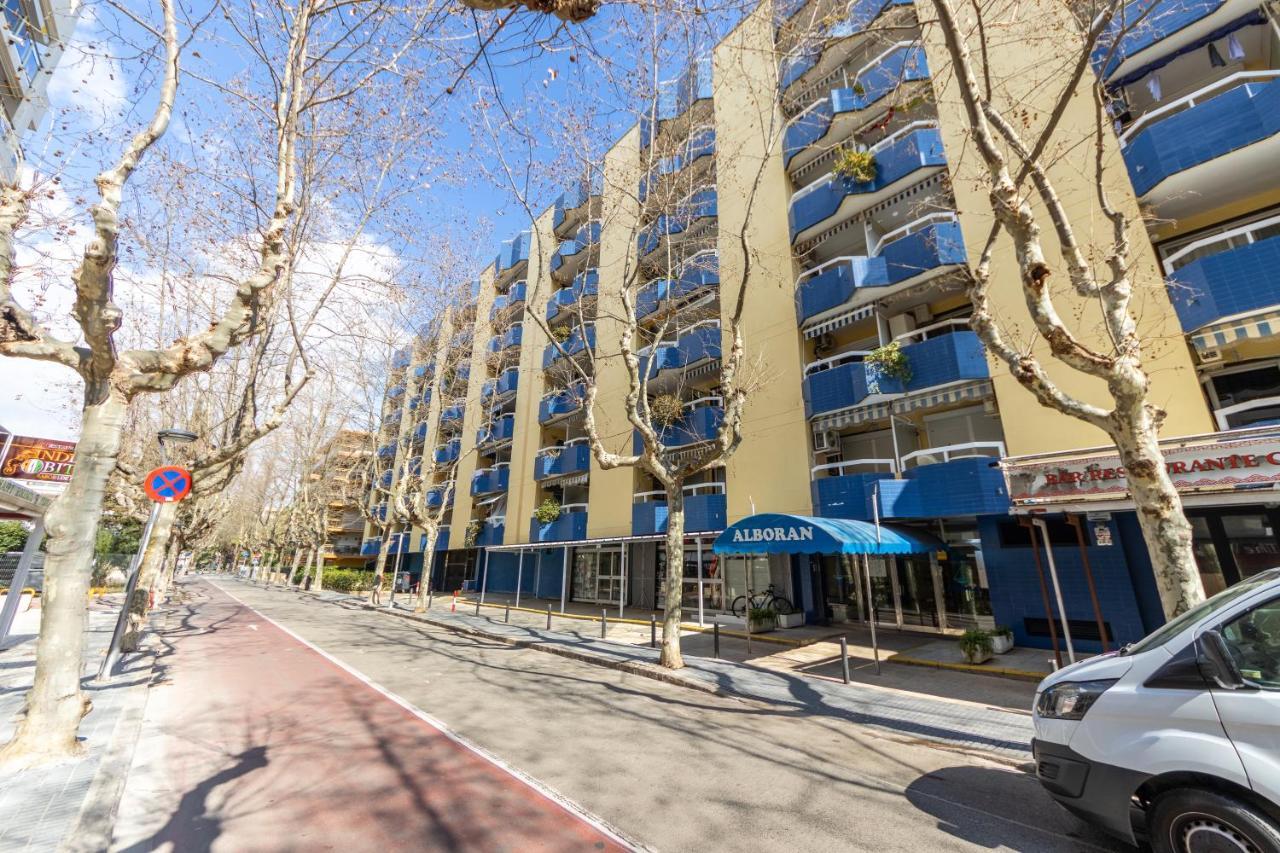 סאלו Apartamentos Alboran-Arysal מראה חיצוני תמונה