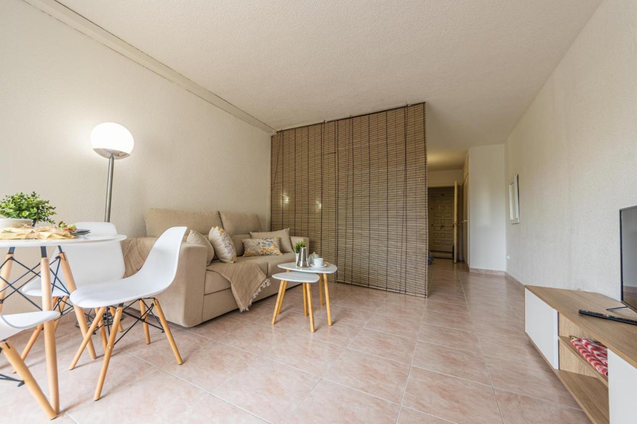 סאלו Apartamentos Alboran-Arysal מראה חיצוני תמונה