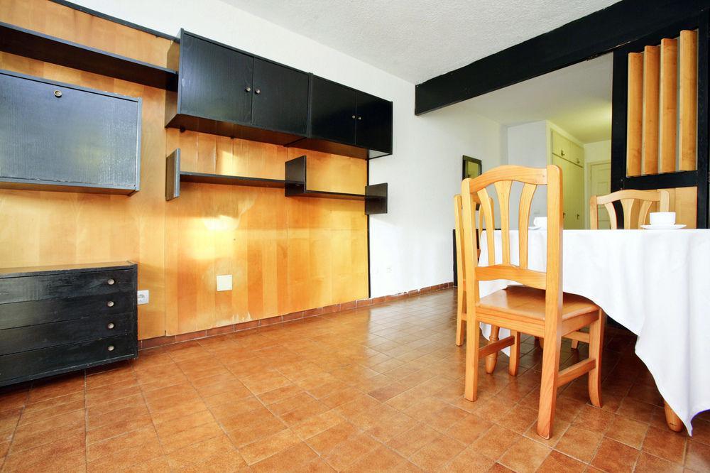 סאלו Apartamentos Alboran-Arysal מראה חיצוני תמונה