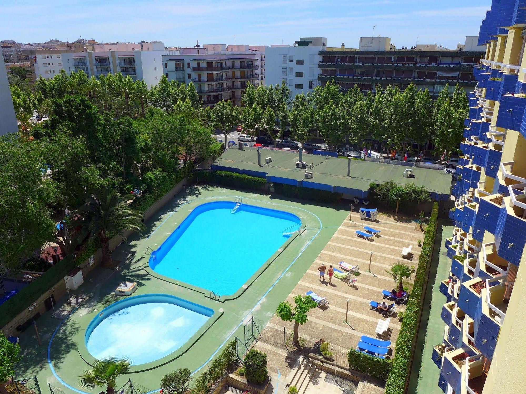 סאלו Apartamentos Alboran-Arysal מראה חיצוני תמונה